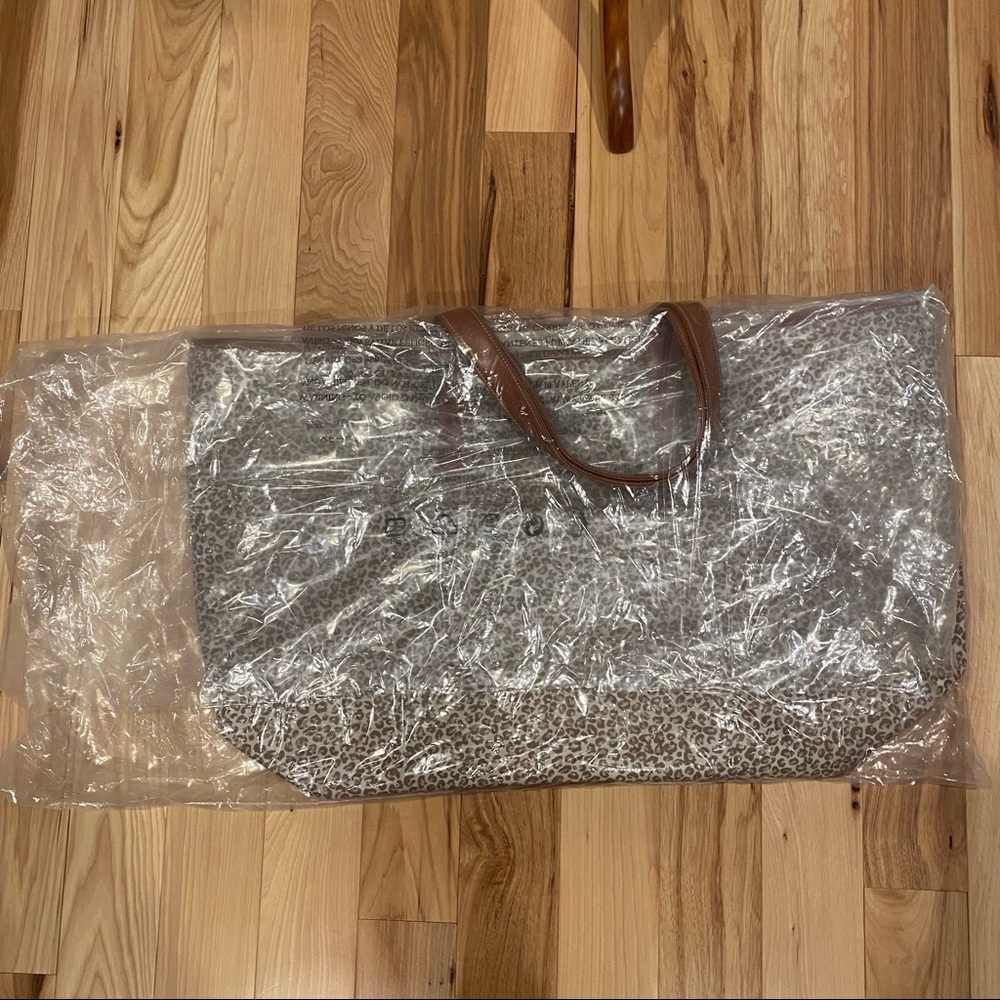 Anthropologie Le Weekend Vacation Tote Bag - Picture 6 of 6